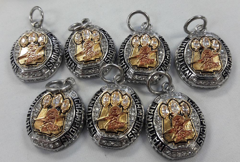 Custom Team DIVA Pendant Custom Team DIVA Pendant